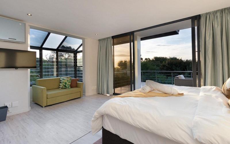 4 Bedroom Property for Sale in Camps Bay Western Cape